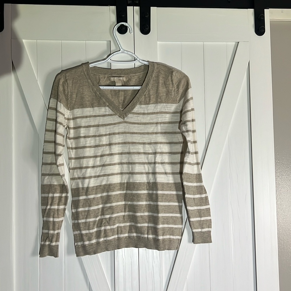 Banana Republic stripped v-neck sweater
